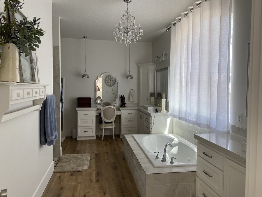 Jex Residence primary bath